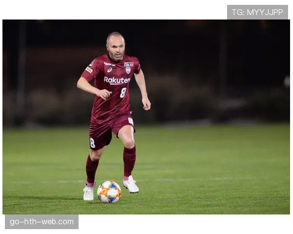 德容与伊涅斯塔中场组织与控球推进风格的机制差异与效能对比